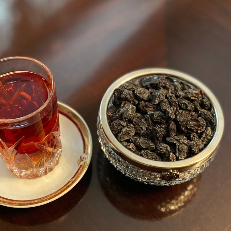 مویز شاهانی هسته دار مزرعه هامون - 500 گرم